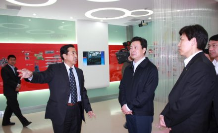 山東省委常委、青島市委書記李群來(lái)軟控調(diào)研